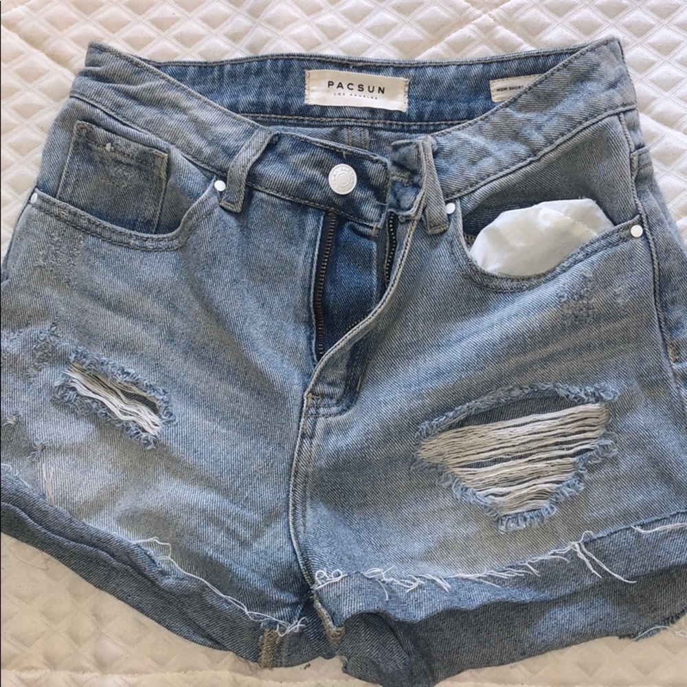 Pac Sun Mom short Great condition